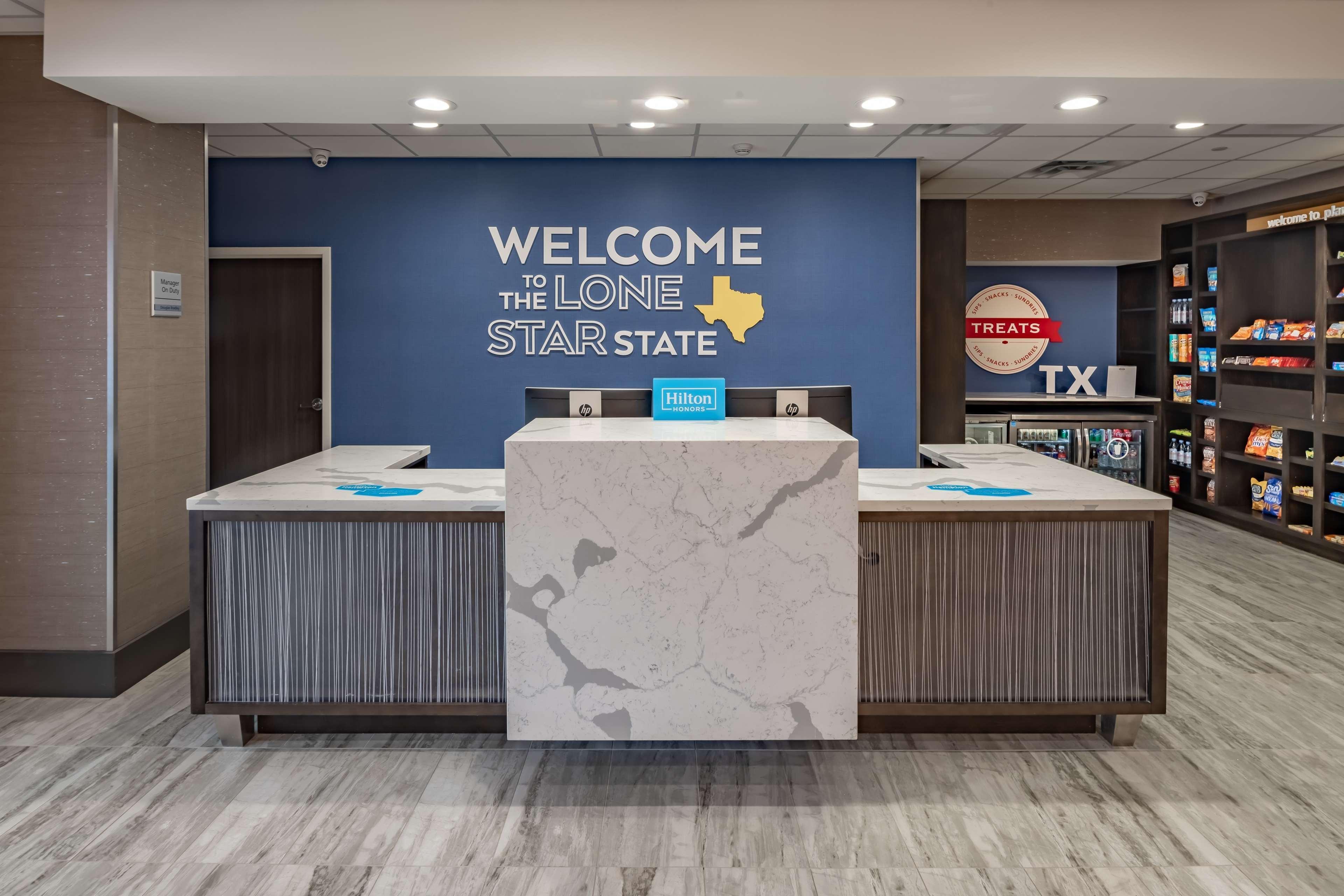 Hampton Inn & Suites Dallas/Plano Central Buitenkant foto