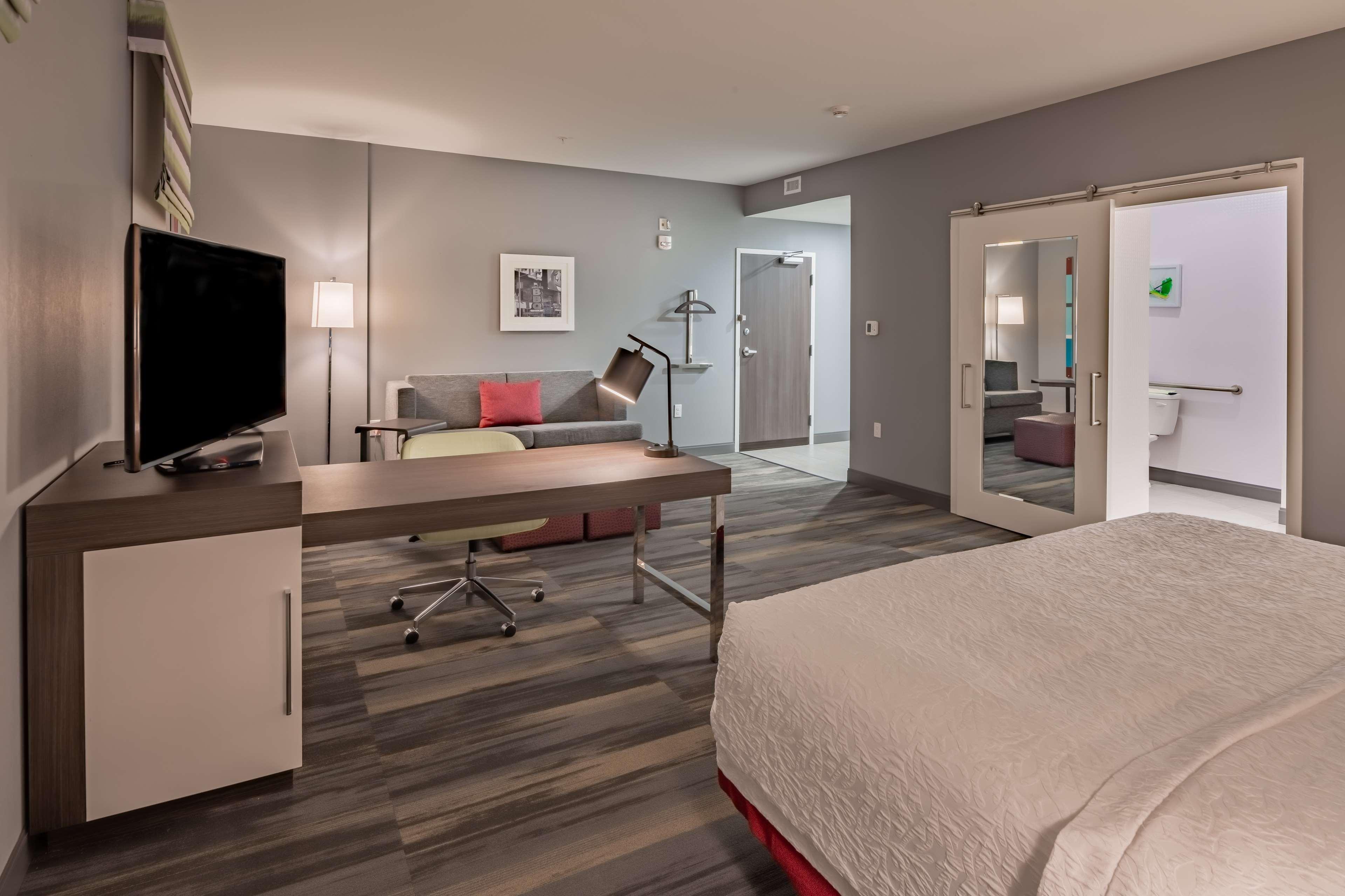 Hampton Inn & Suites Dallas/Plano Central Buitenkant foto