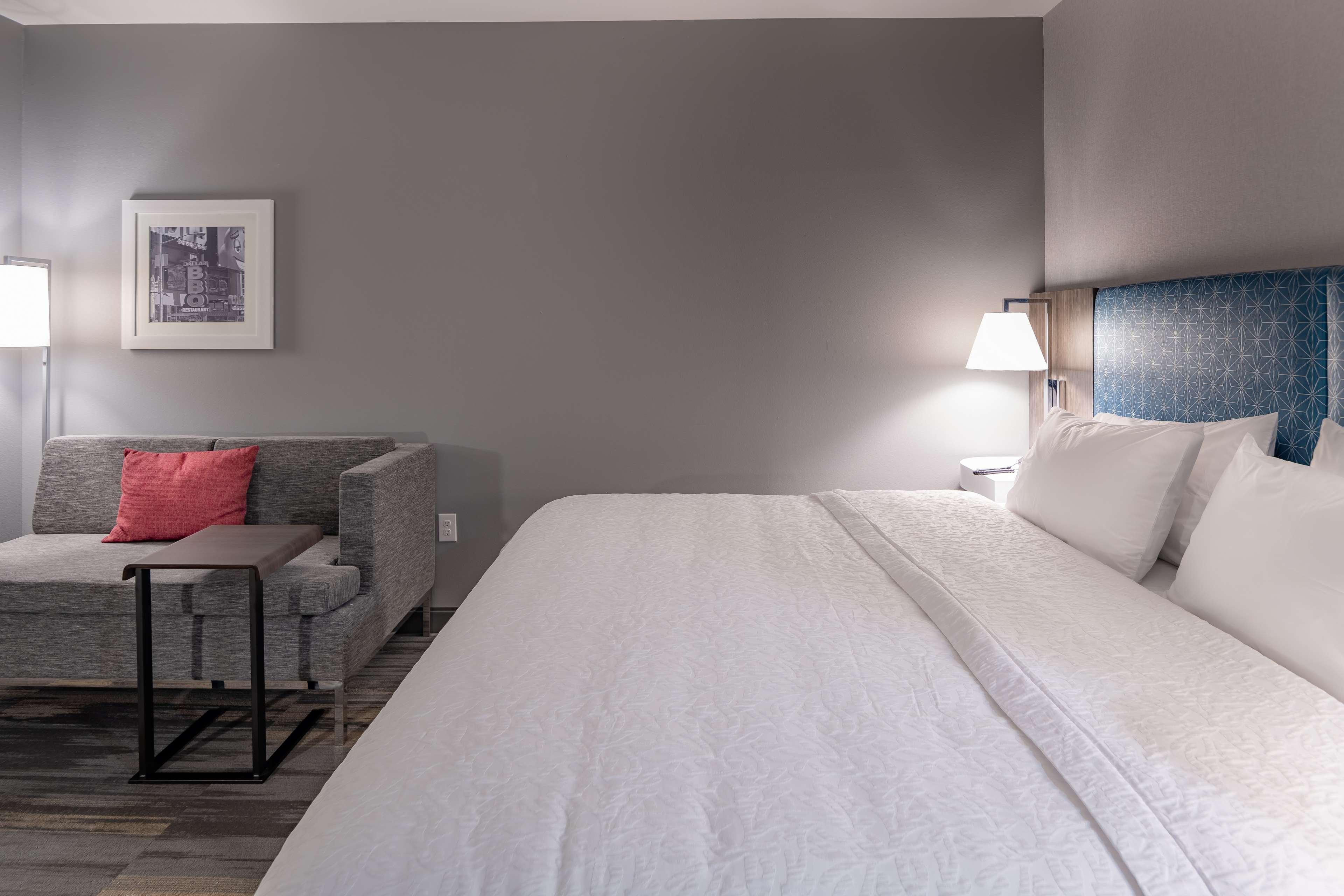 Hampton Inn & Suites Dallas/Plano Central Buitenkant foto