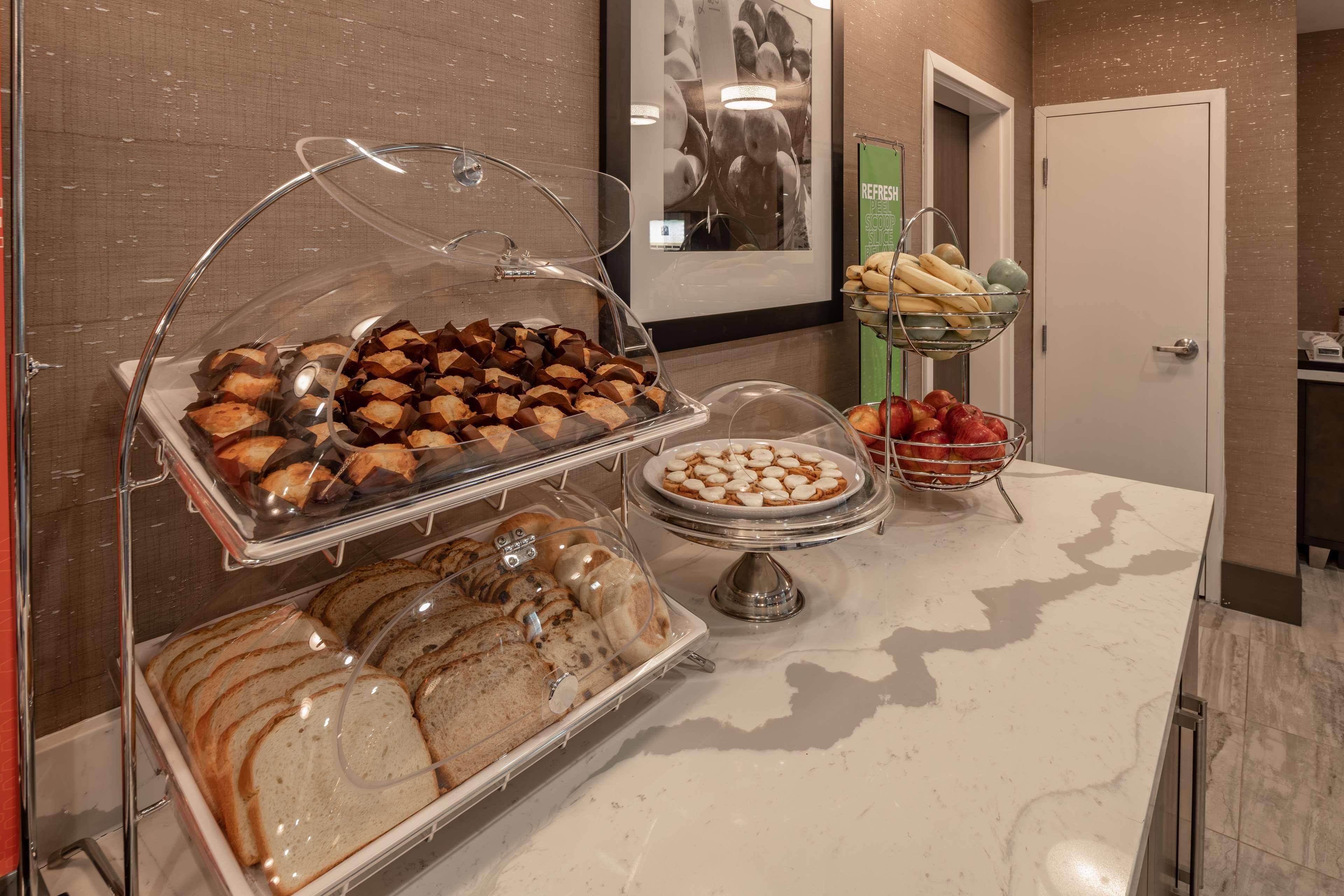 Hampton Inn & Suites Dallas/Plano Central Buitenkant foto