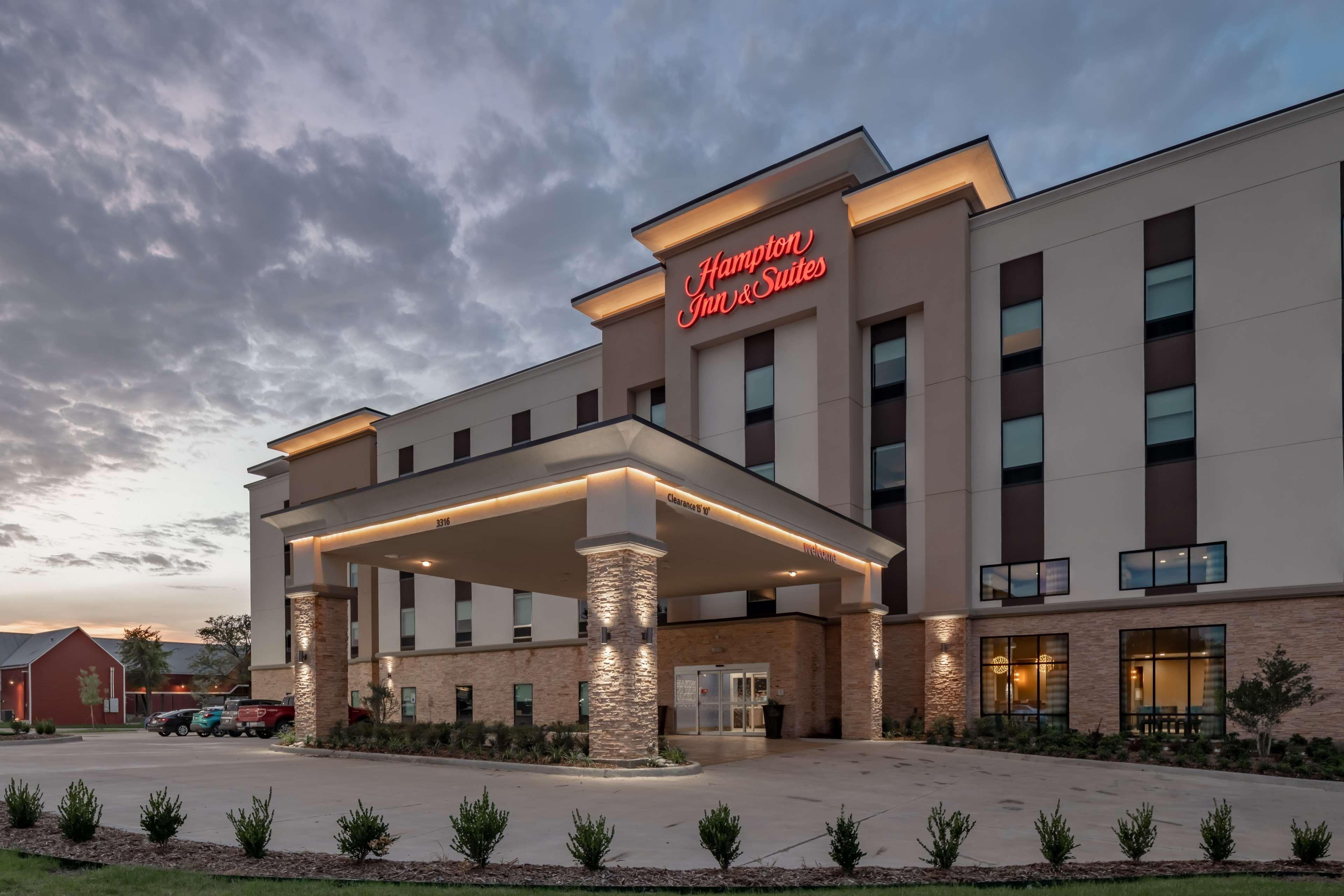Hampton Inn & Suites Dallas/Plano Central Buitenkant foto