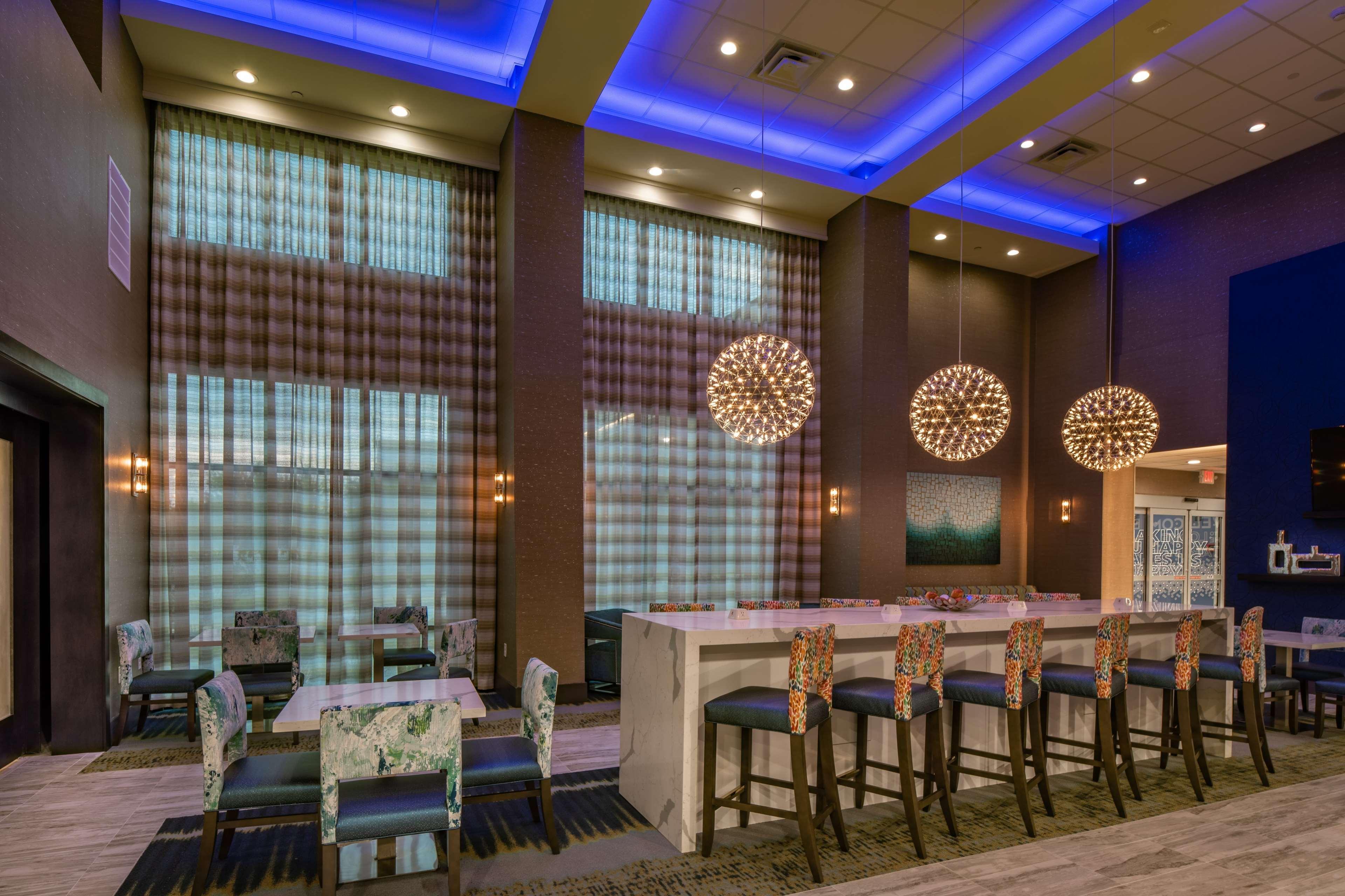 Hampton Inn & Suites Dallas/Plano Central Buitenkant foto