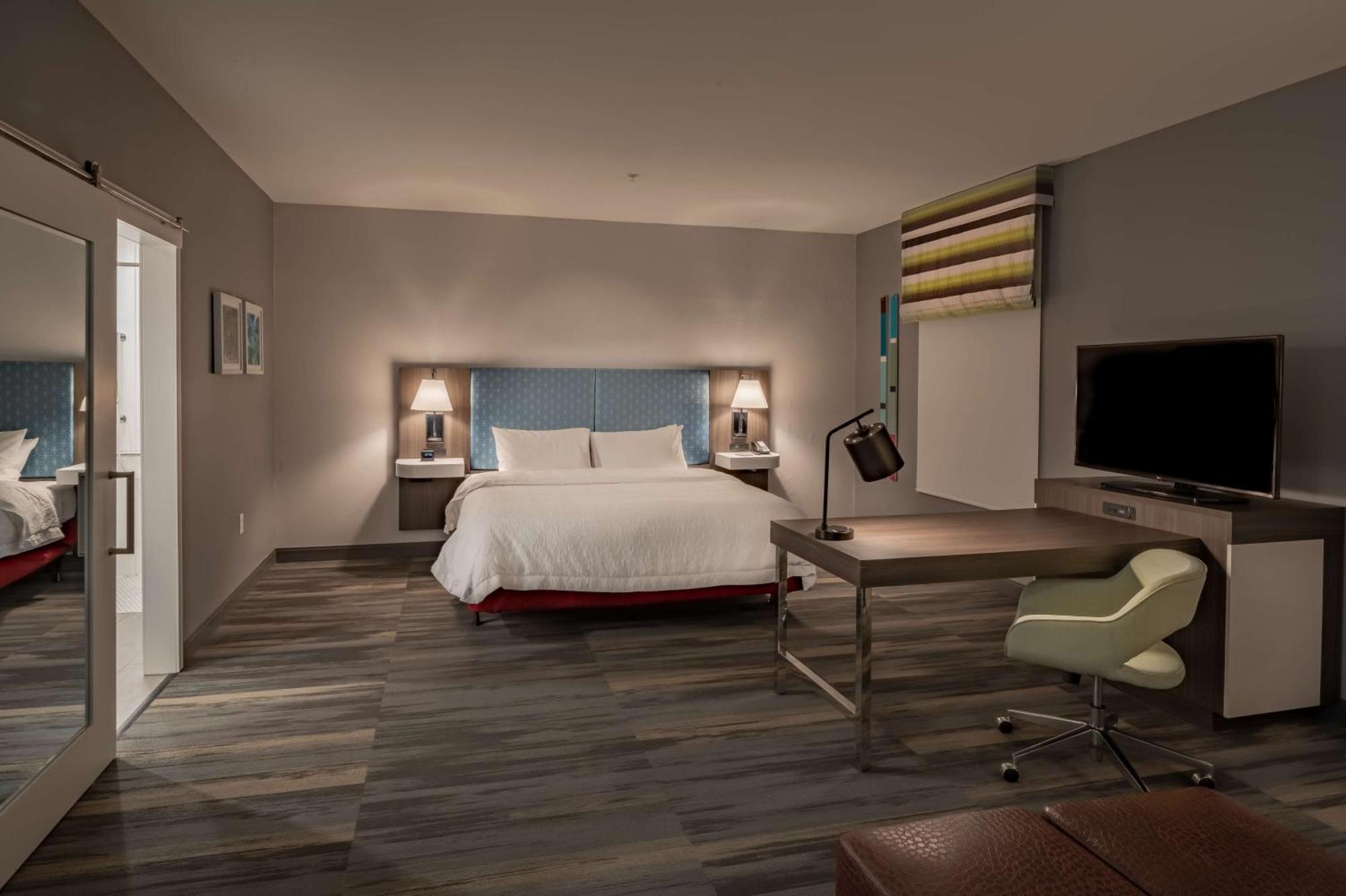 Hampton Inn & Suites Dallas/Plano Central Buitenkant foto