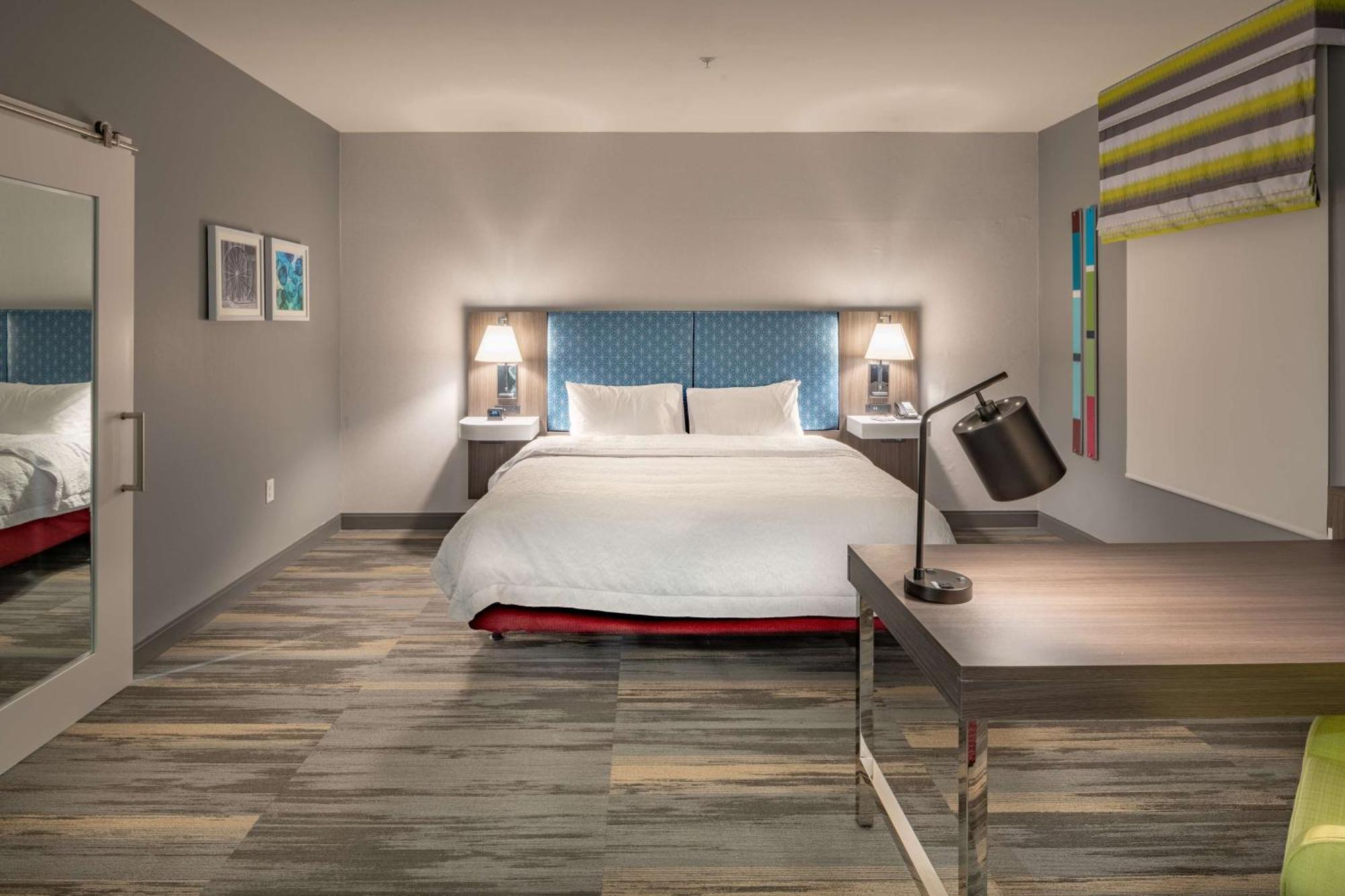 Hampton Inn & Suites Dallas/Plano Central Buitenkant foto